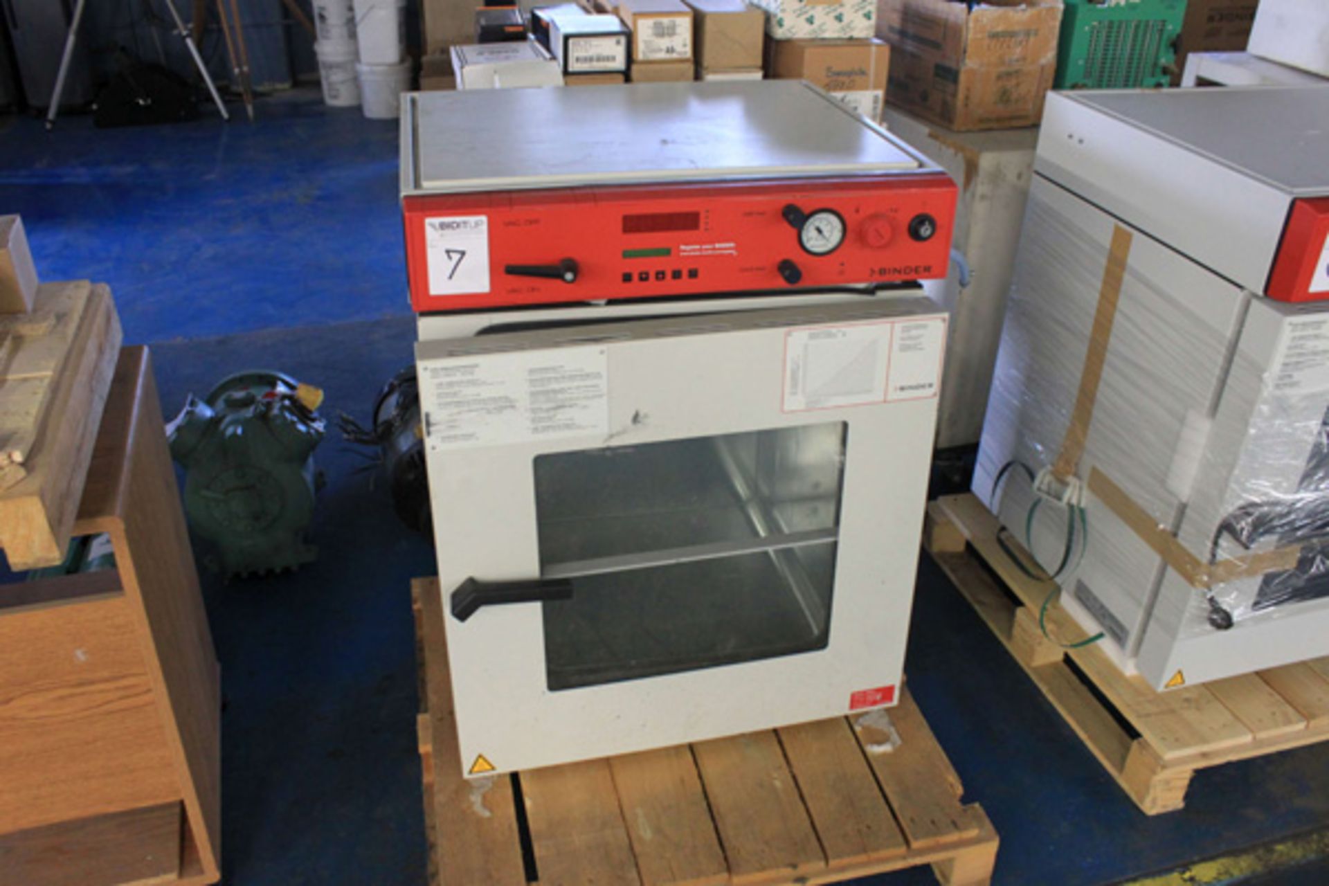 Binder VDL 115 Vacuum Drying Oven, to 392° F, S/N 12-02707