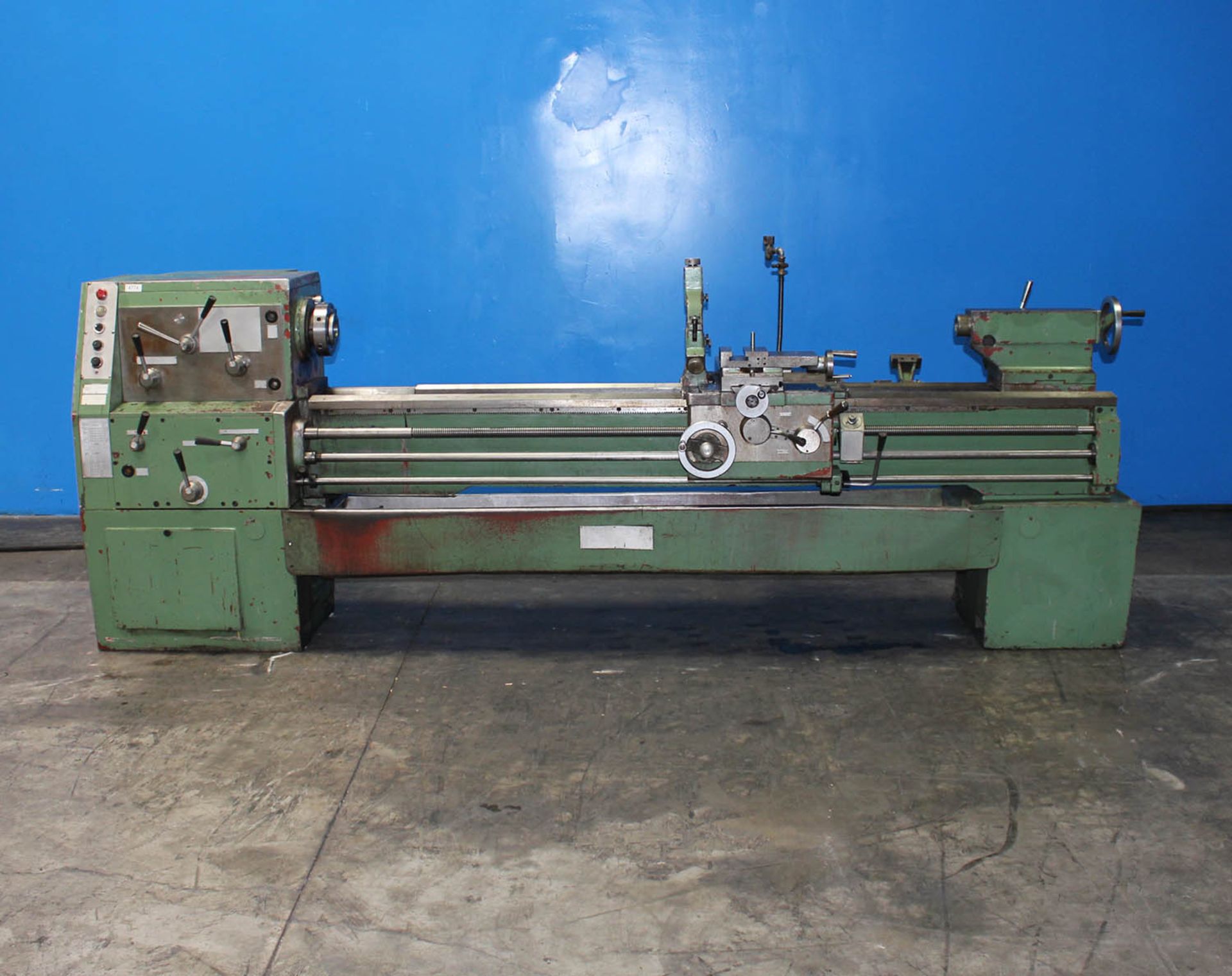 AFM Andychow 18"/25" x 80" Engine Lathe, 3-Jaw Chuck, Taper Attachment, Steady Rest (4774)