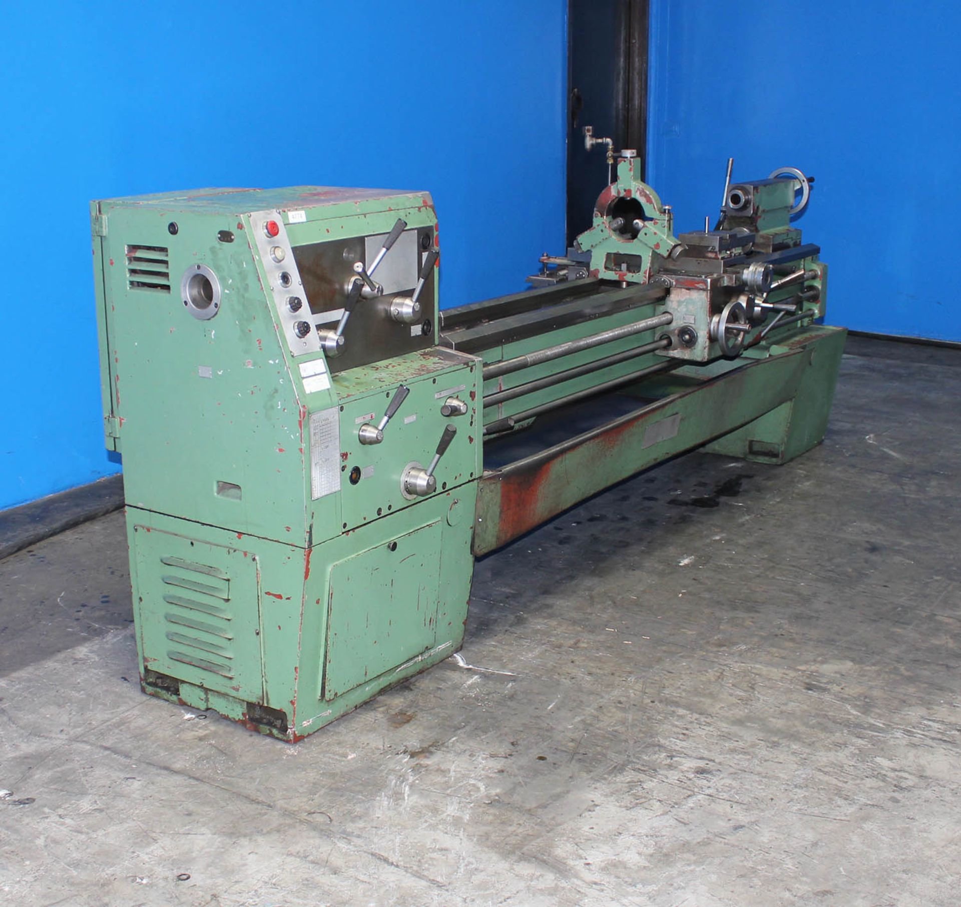 AFM Andychow 18"/25" x 80" Engine Lathe, 3-Jaw Chuck, Taper Attachment, Steady Rest (4774) - Image 3 of 7