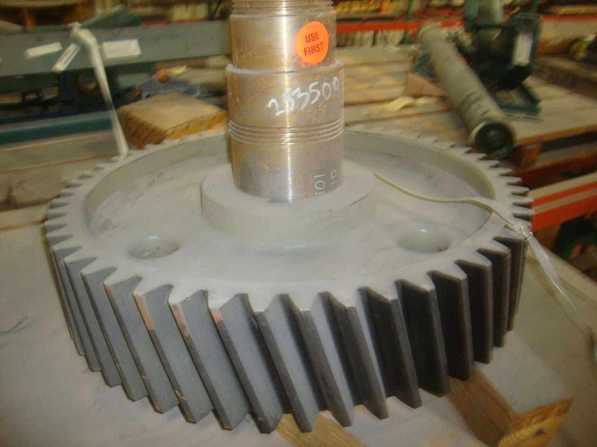 Worm Gear - Image 2 of 2