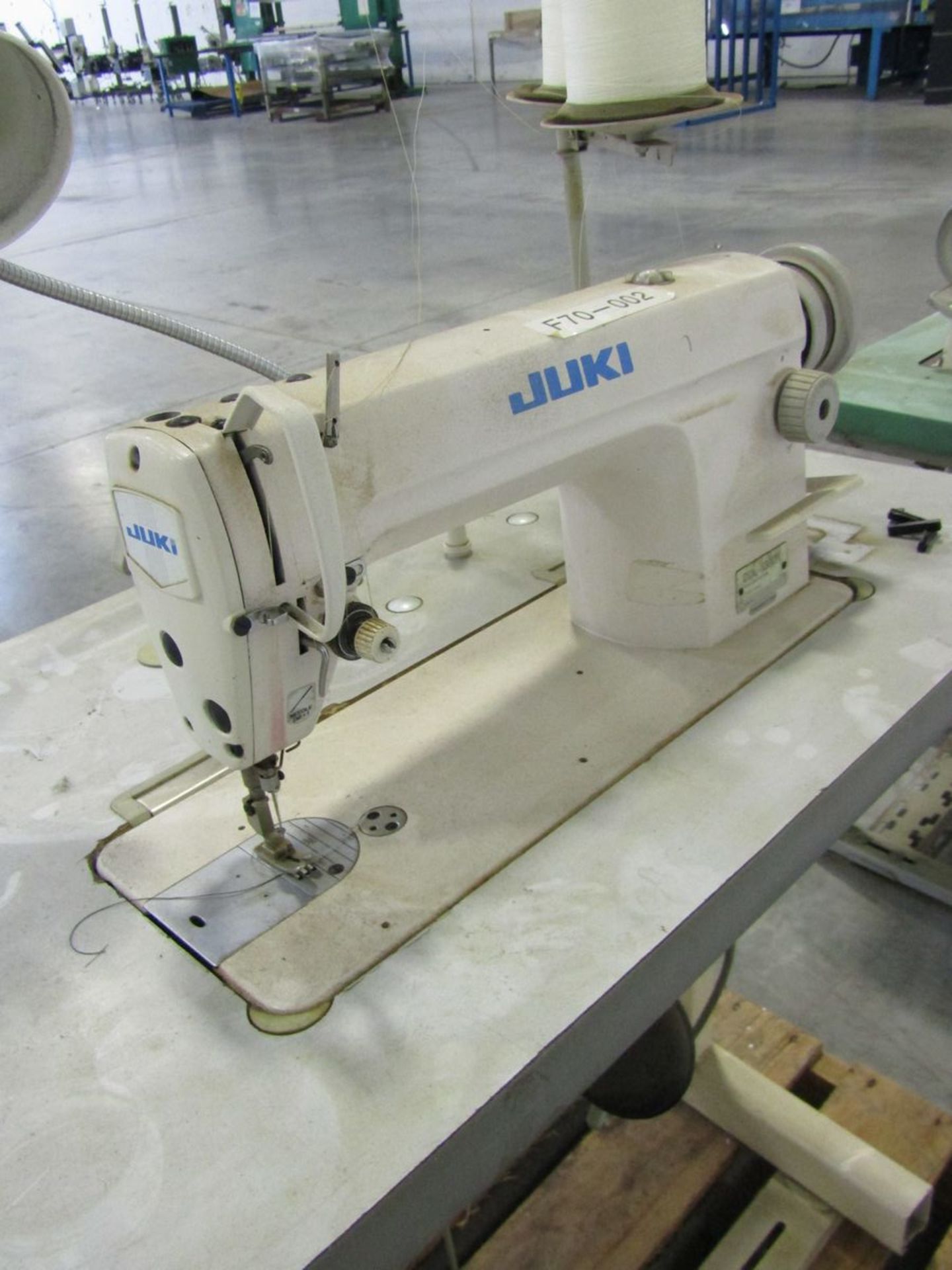 Juki DDL-8300N Industrial Sewing Machine - Image 2 of 7