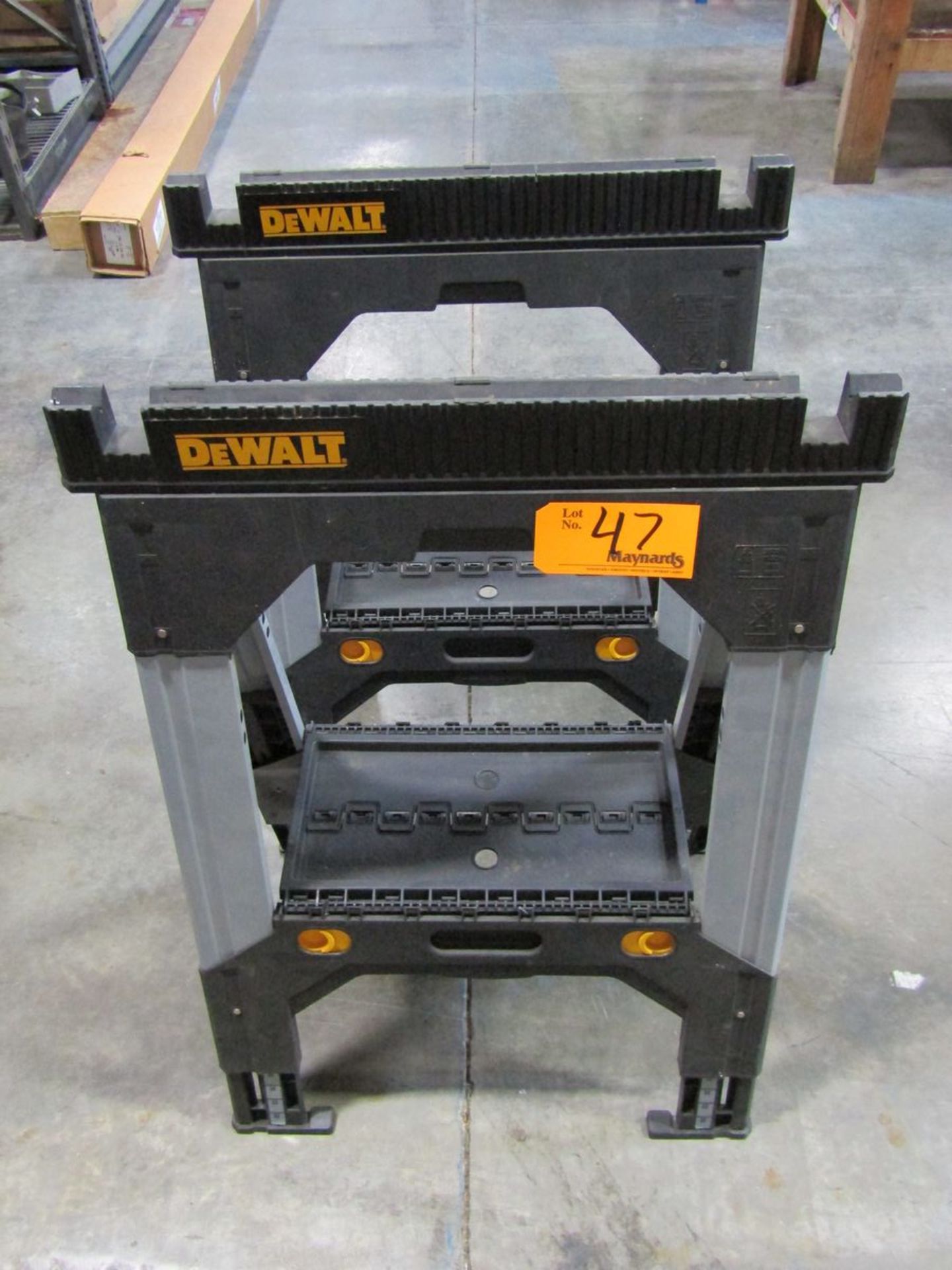 DeWalt Material Support Stands