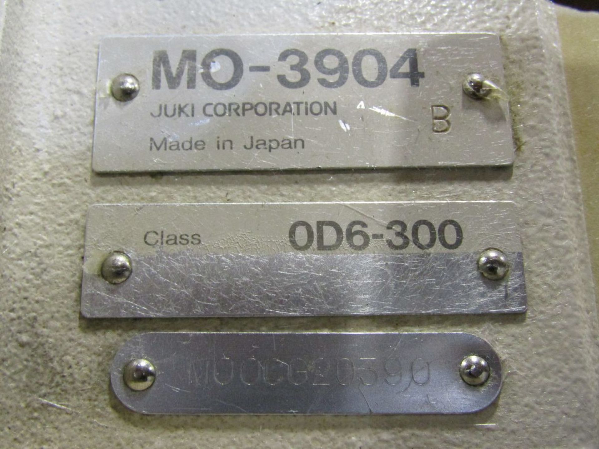 Juki MO-3904 Industrial Sewing Machine - Image 5 of 9