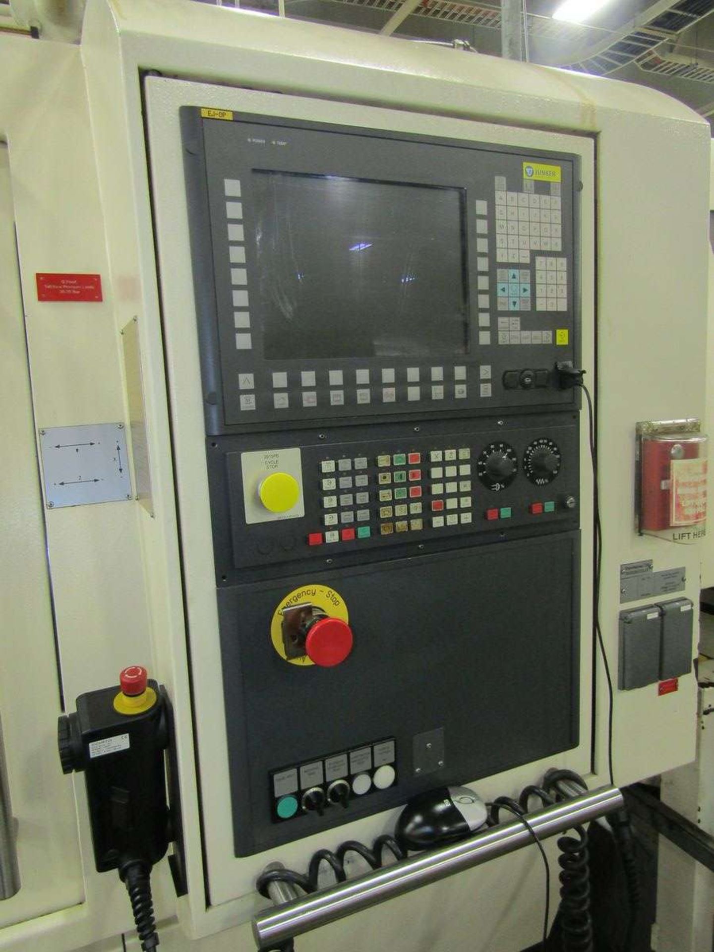 2004 Junker Quickpoint 3000/10 Cylindrical Grinding Machine - Image 8 of 17