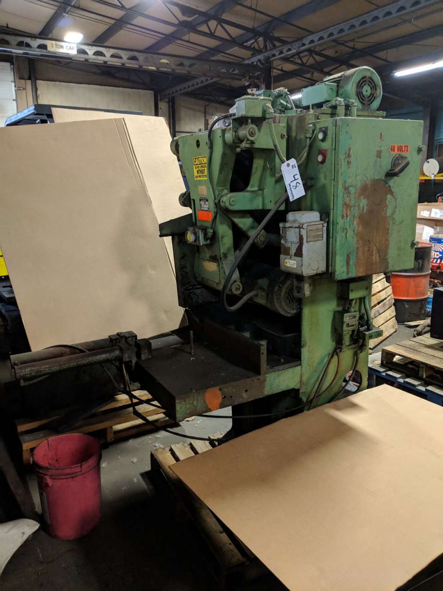 1976 OLIVER MACHINE MG3953 NON-FERROUS CUT-OFF SAW