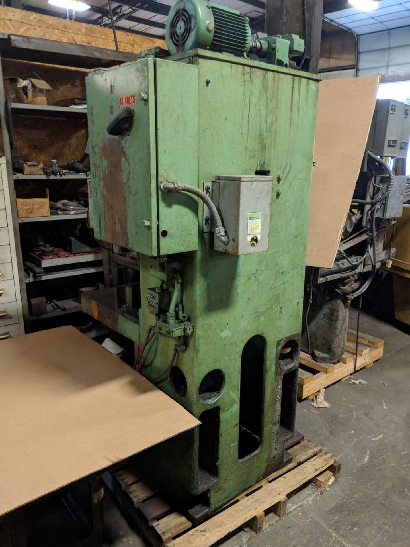 1976 OLIVER MACHINE MG3953 NON-FERROUS CUT-OFF SAW - Image 3 of 5