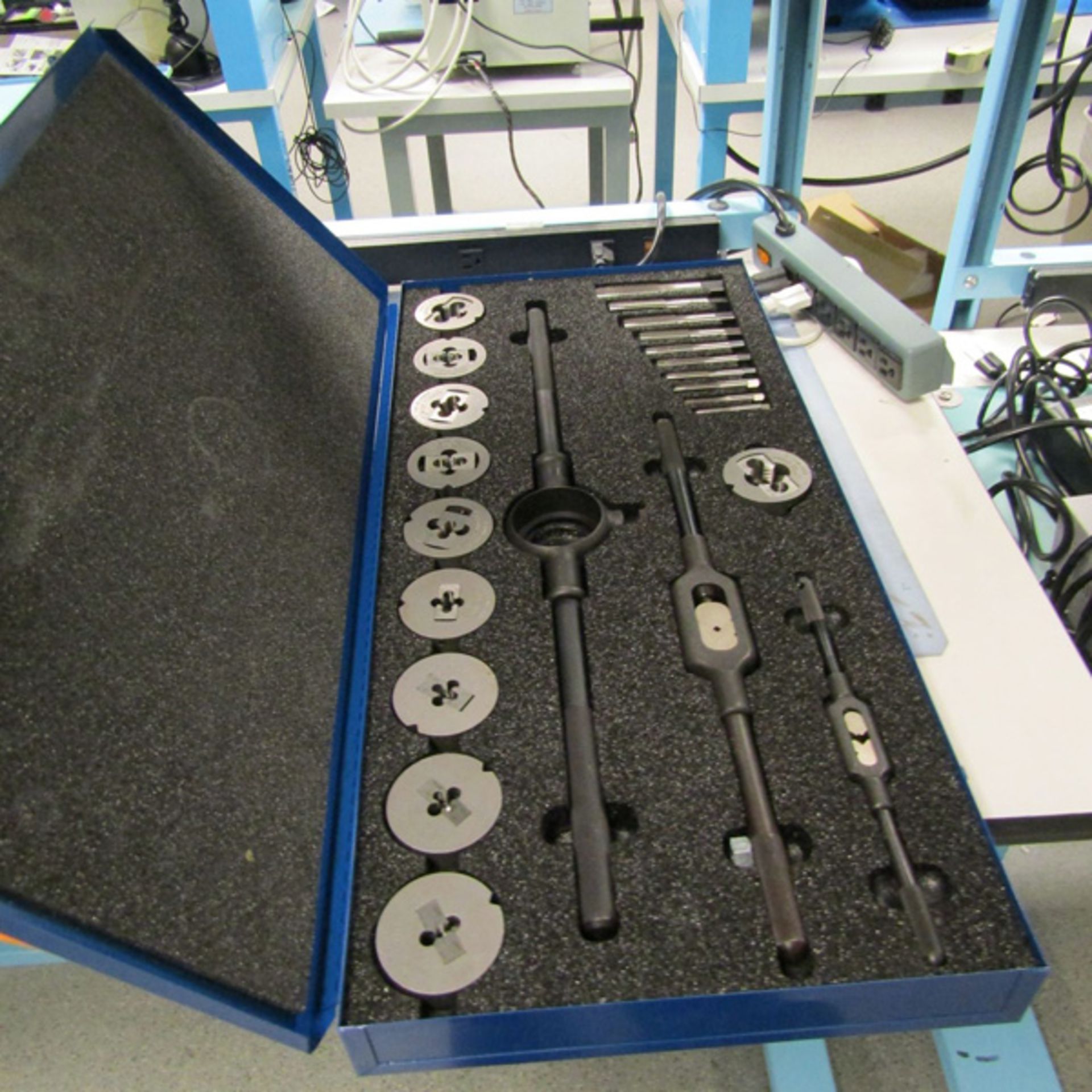 Tap and Die Set (1) Little Giant Set No. 7 with (2) Drill Bit Sets Location: Quantum - Image 4 of 4