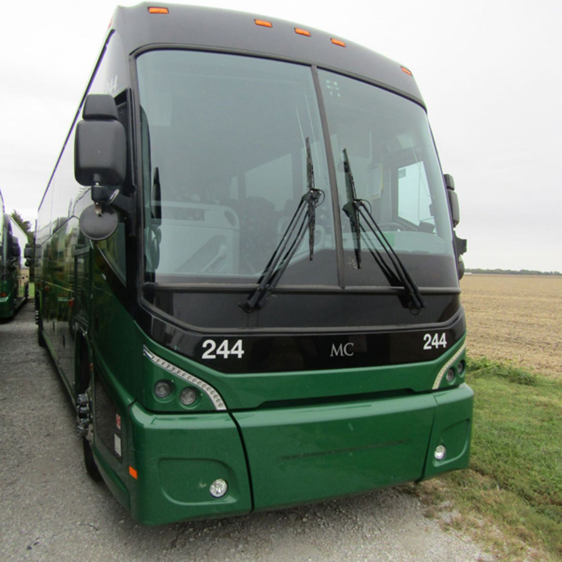 2014 MCI J4500 56-Passenger Charter Bus - Dual Axle, VIN 2MG3JMBA5EW066734, 285,500 Miles (Bus 244), - Bild 2 aus 8