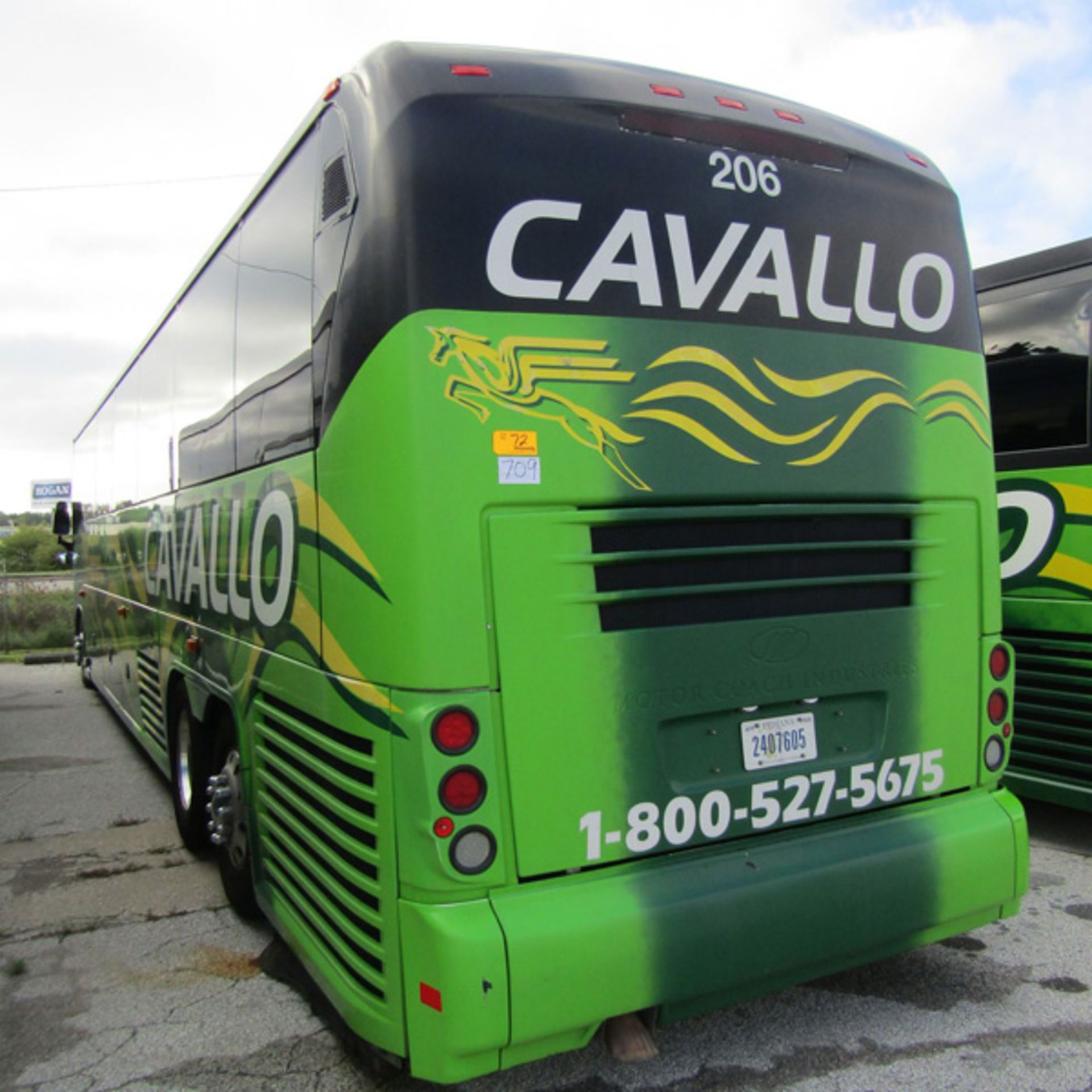 2009 MCI J4500 56-Passenger Charter Bus - Dual Axle, VIN 2MG3JMEA0BW65167, 582,612 Miles (Bus