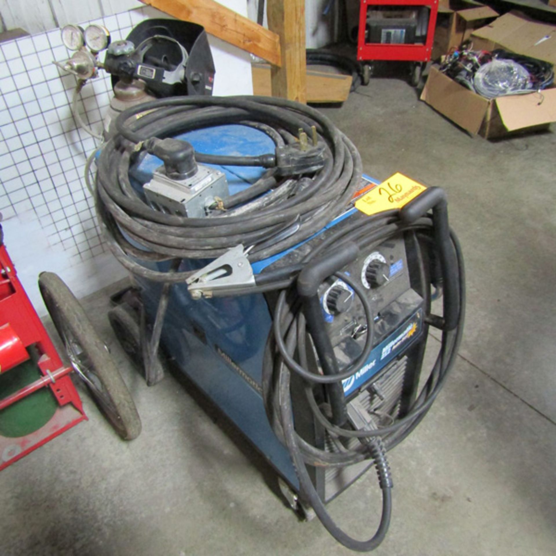 Miller Millermatic 212 Welder - Rated Output: 160 A, 24.5 V, 60% Duty Cycle, 34 Max OCV, Located In: