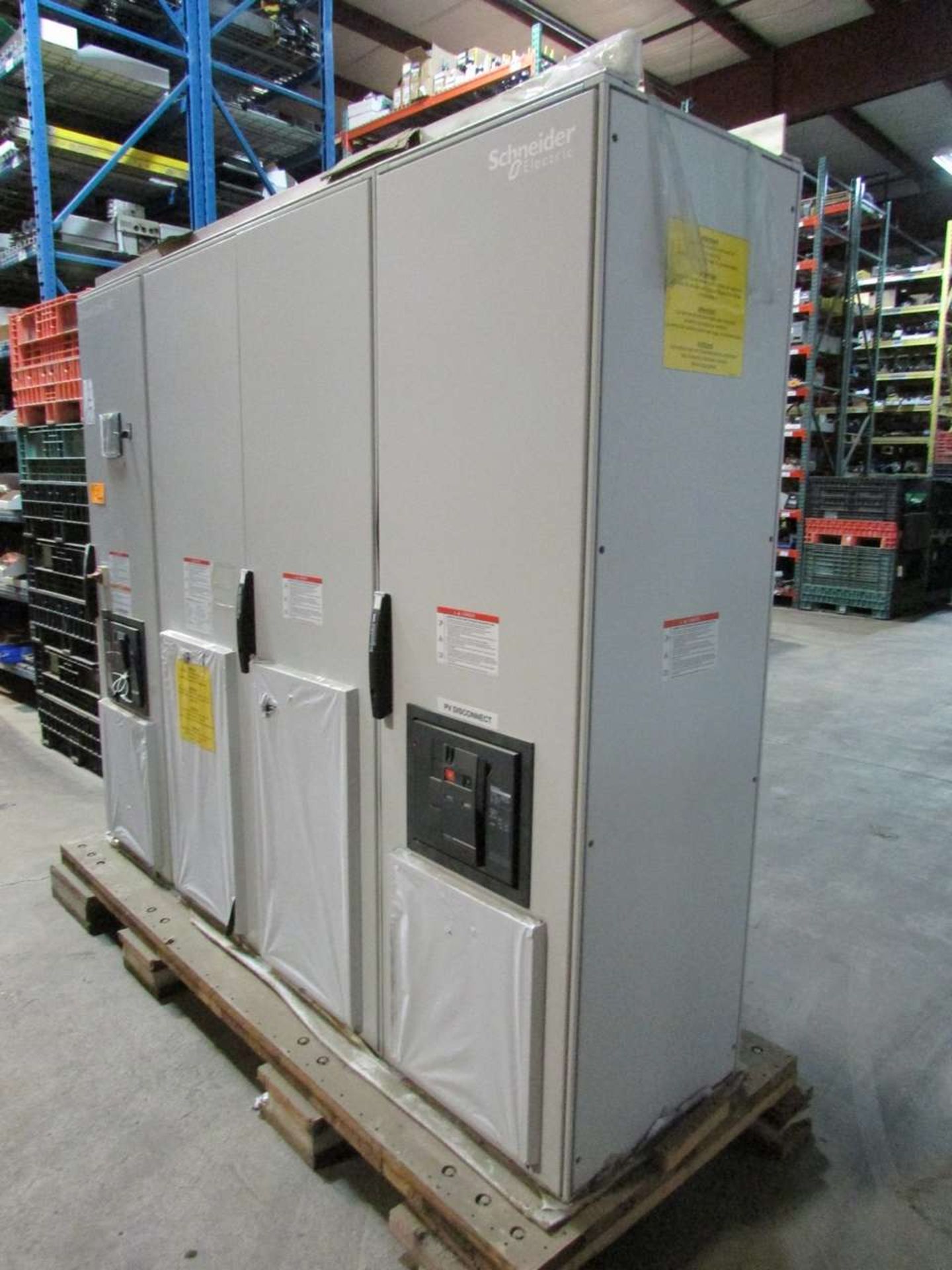 Schneider Electric Context Core XC630 Grid Tie Photovoltaic Inverter Cabinet - Image 2 of 17