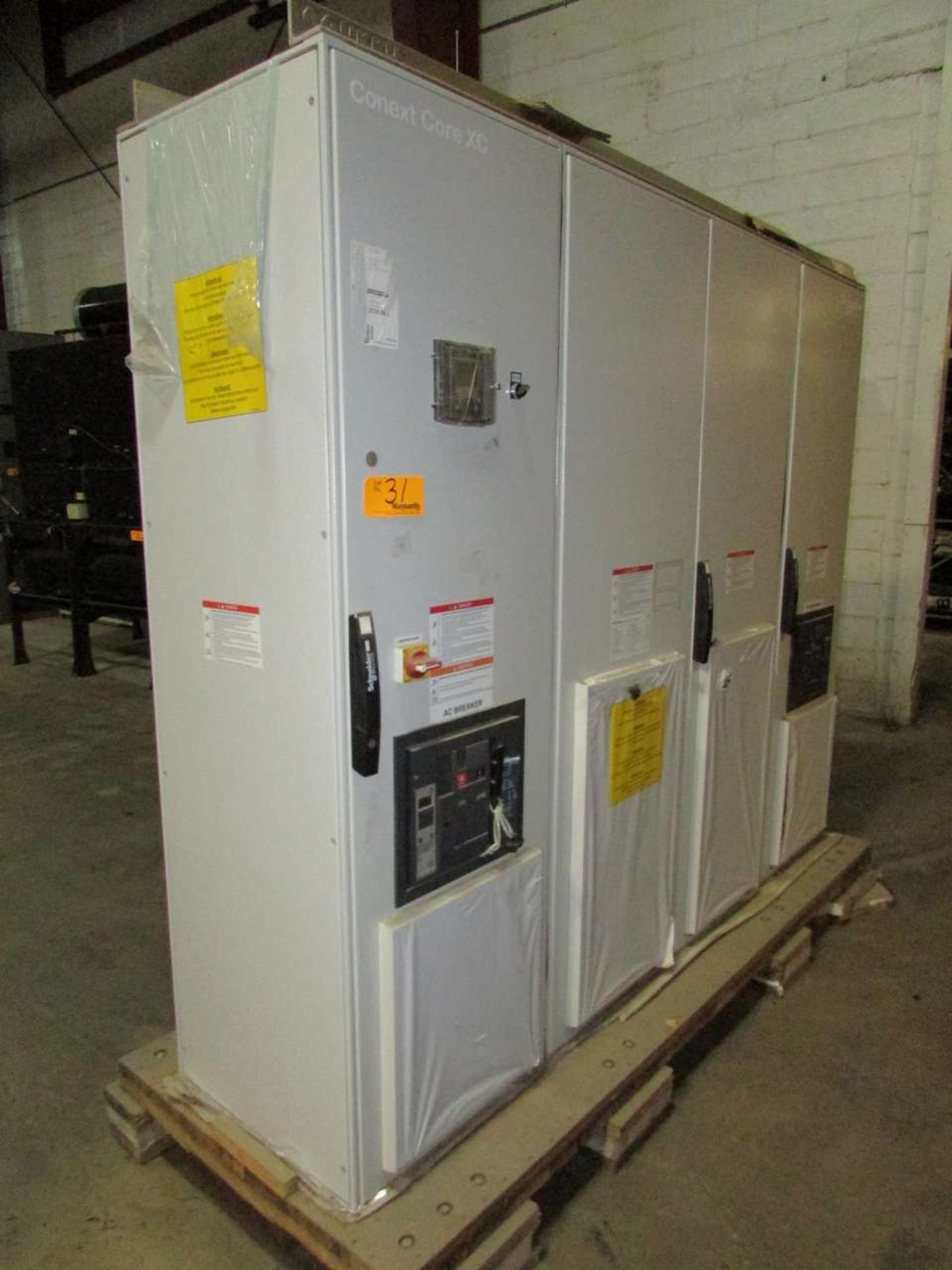 Schneider Electric Context Core XC630 Grid Tie Photovoltaic Inverter Cabinet - Image 3 of 17