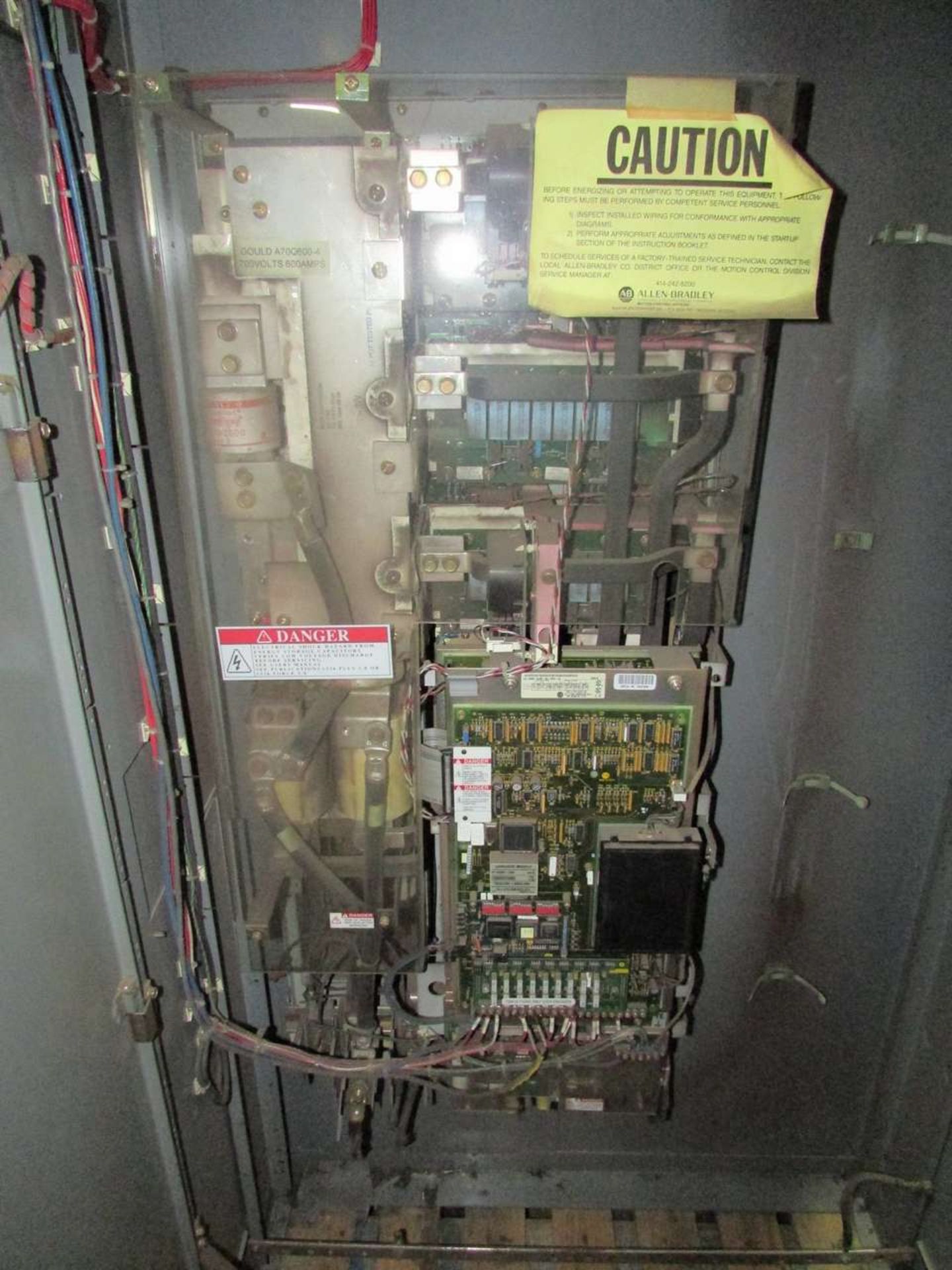 Allen Bradley 1336S-B150VAA-DS-D13-GM1C-HA2L 2000HP Variable Frequency AC Drive Cabinet - Image 8 of 9