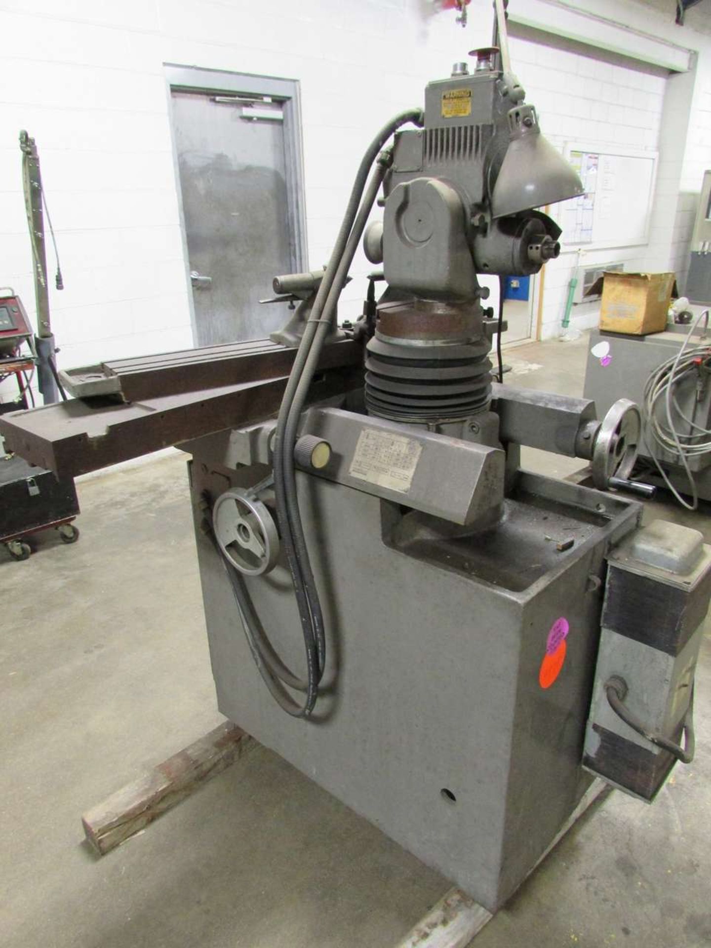 Cincinnati Milacron MT Tool and Cutter Grinder - Image 4 of 14