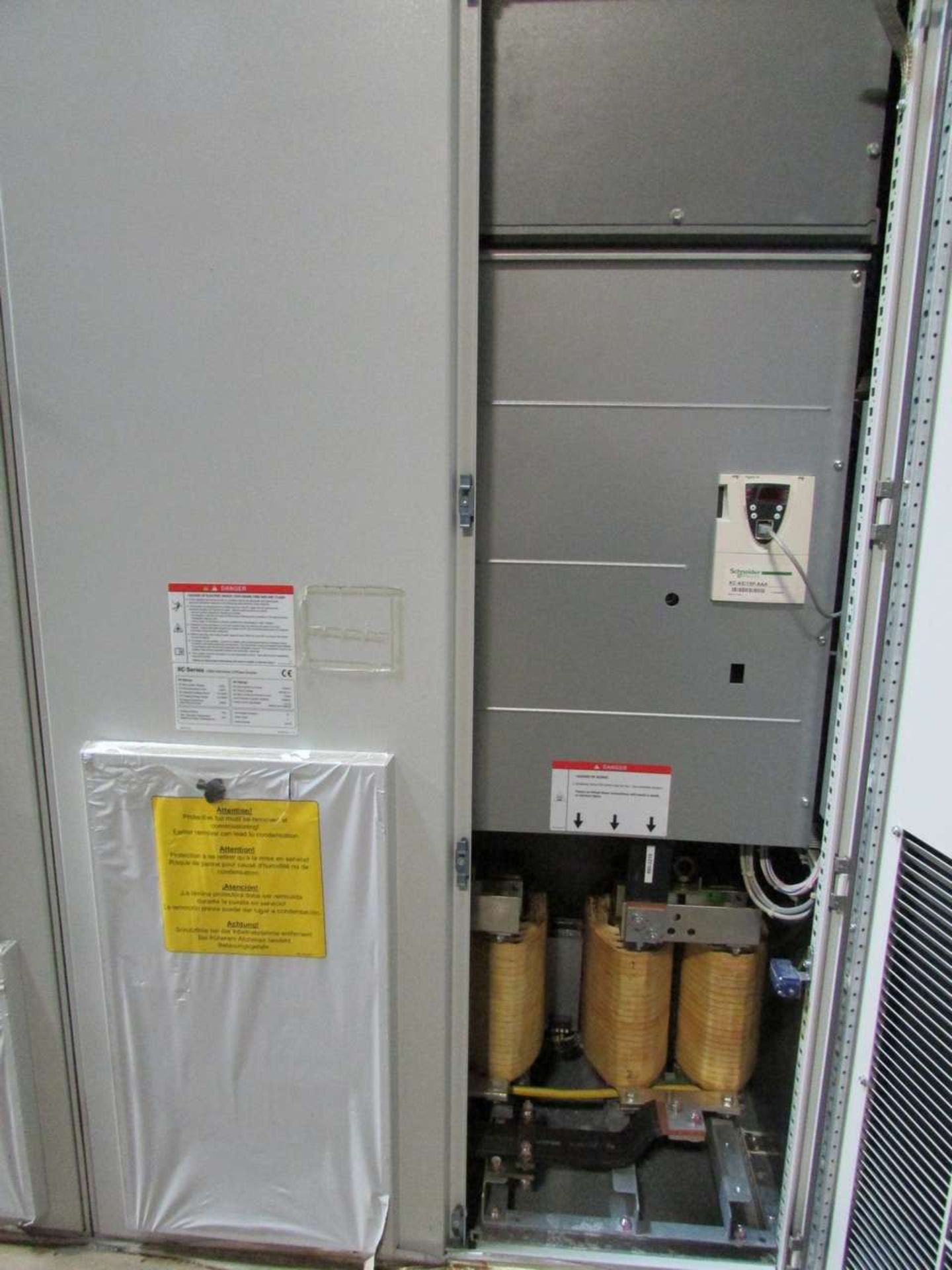 Schneider Electric Context Core XC630 Grid Tie Photovoltaic Inverter Cabinet - Image 10 of 17