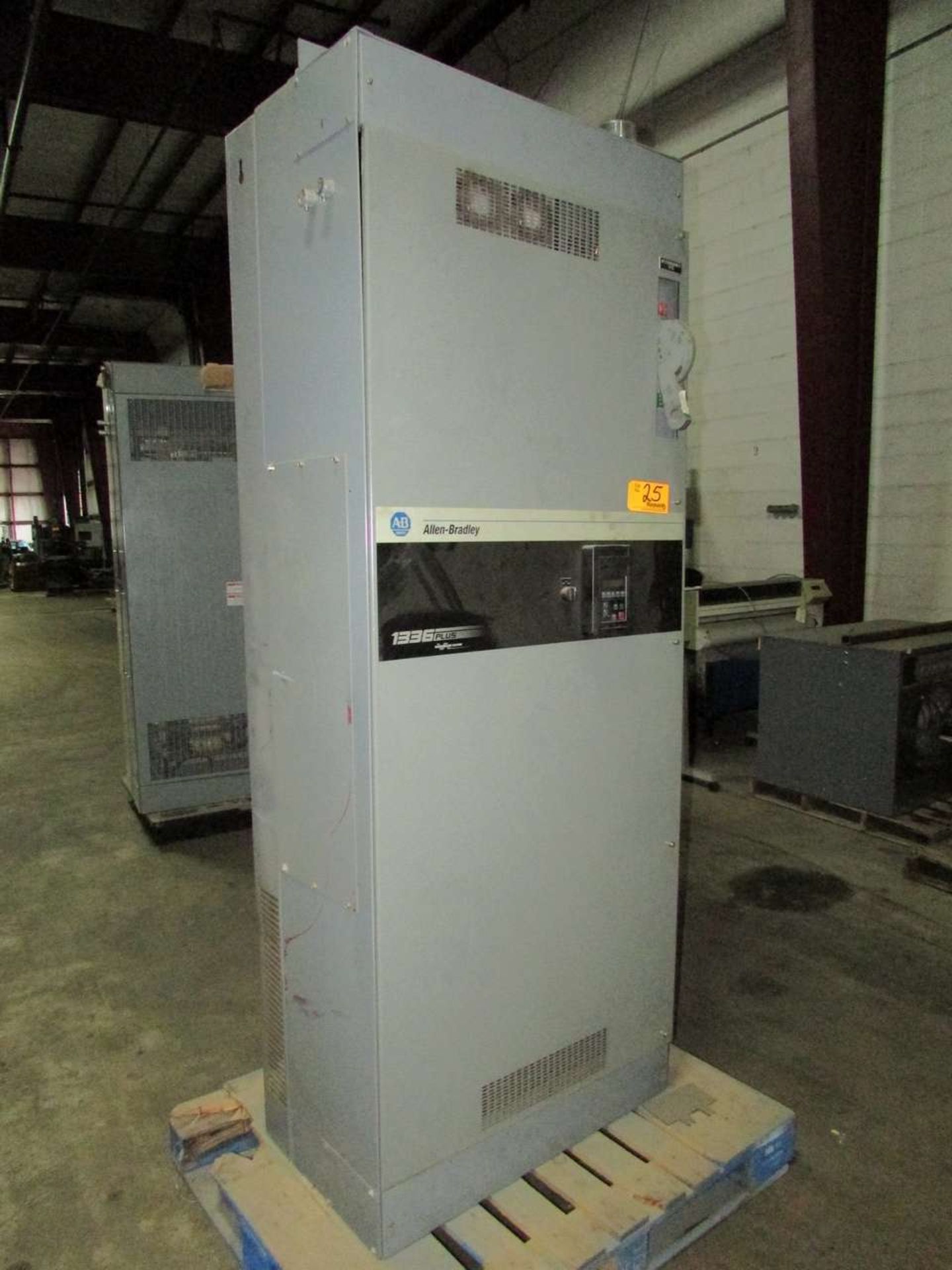 Allen Bradley 1336S-B150VAA-DS-D13-GM1C-HA2L 2000HP Variable Frequency AC Drive Cabinet