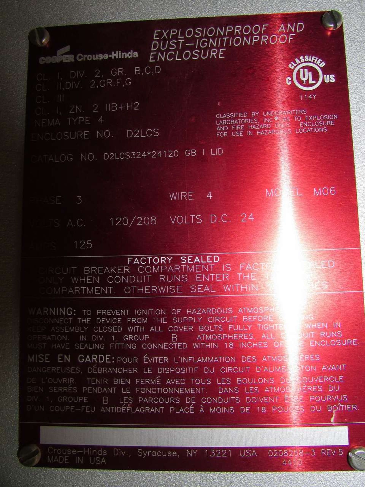 Cooper Crouse-Hinds D2LCS324*24120*PZB* Explosion Proof Breaker Panel - Image 4 of 4