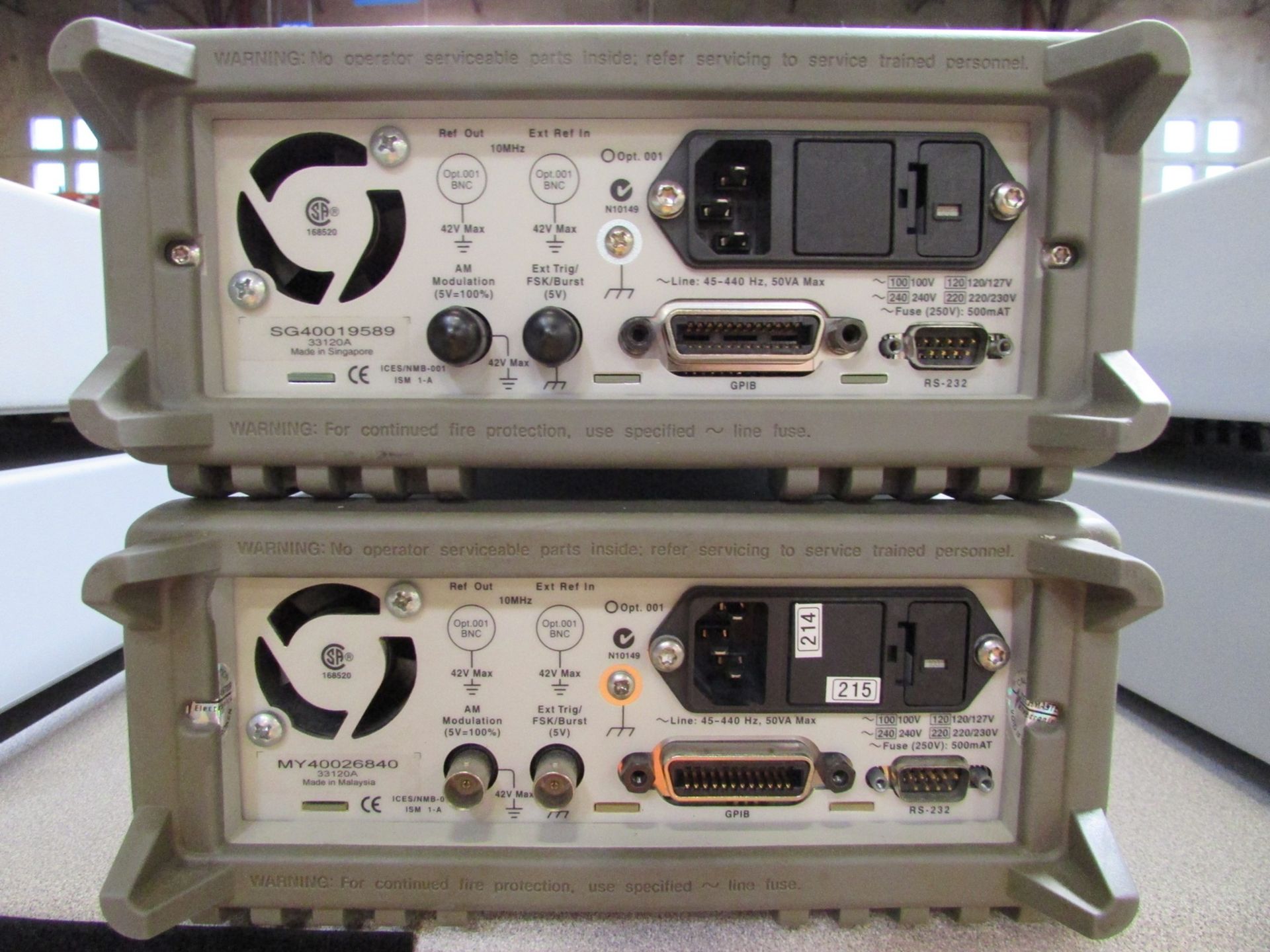 Agilent 33120A 20 MHz Function/Arbitrary Waveform Generators - Image 3 of 3
