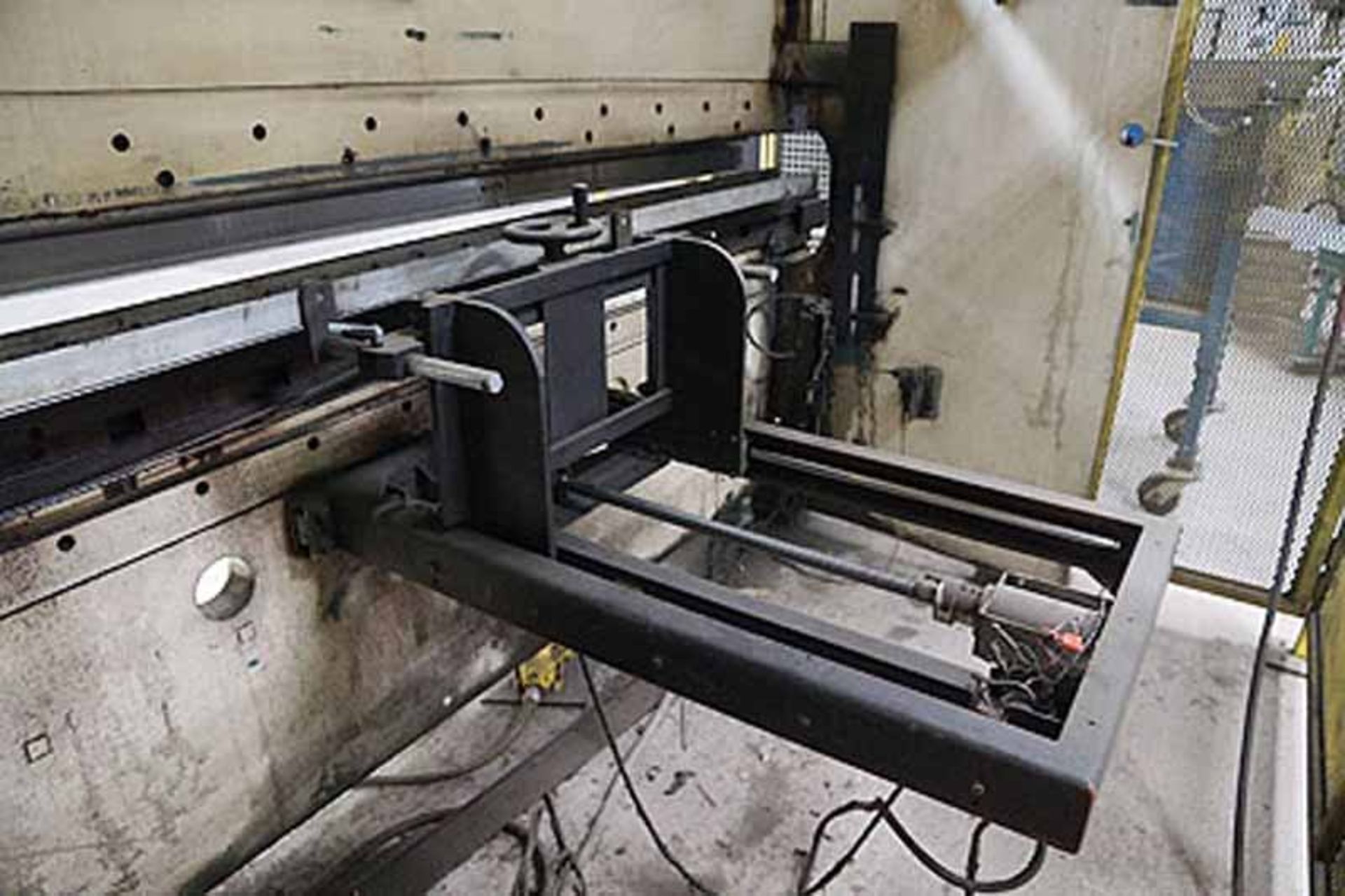 Niagara CNC 2 Axis Hydraulic Press Brake, 100 Ton x 10', Mdl: HBM-100-8-10, S/N: 52513 - - Image 4 of 12