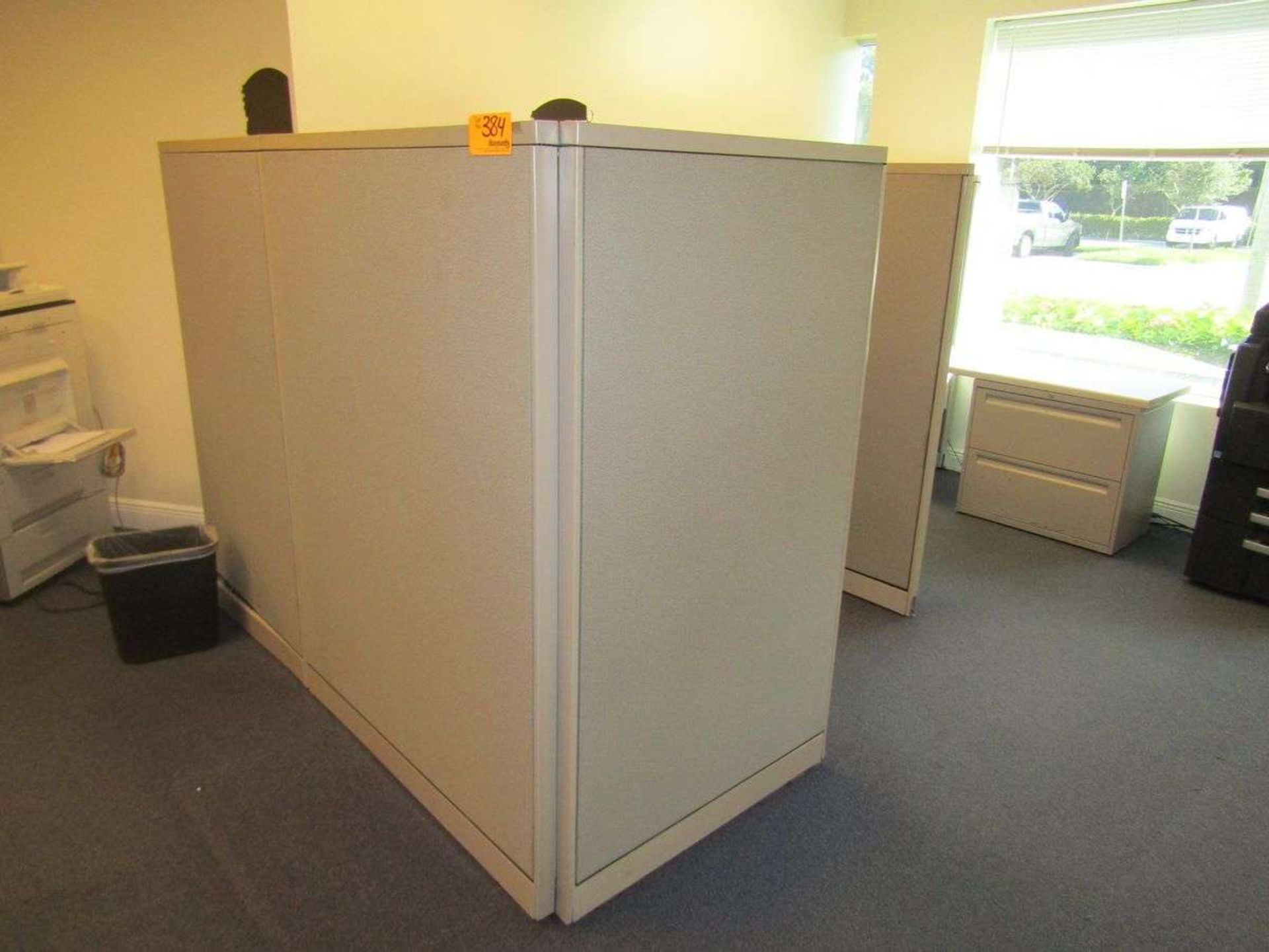 Office Cubicles - Image 4 of 6
