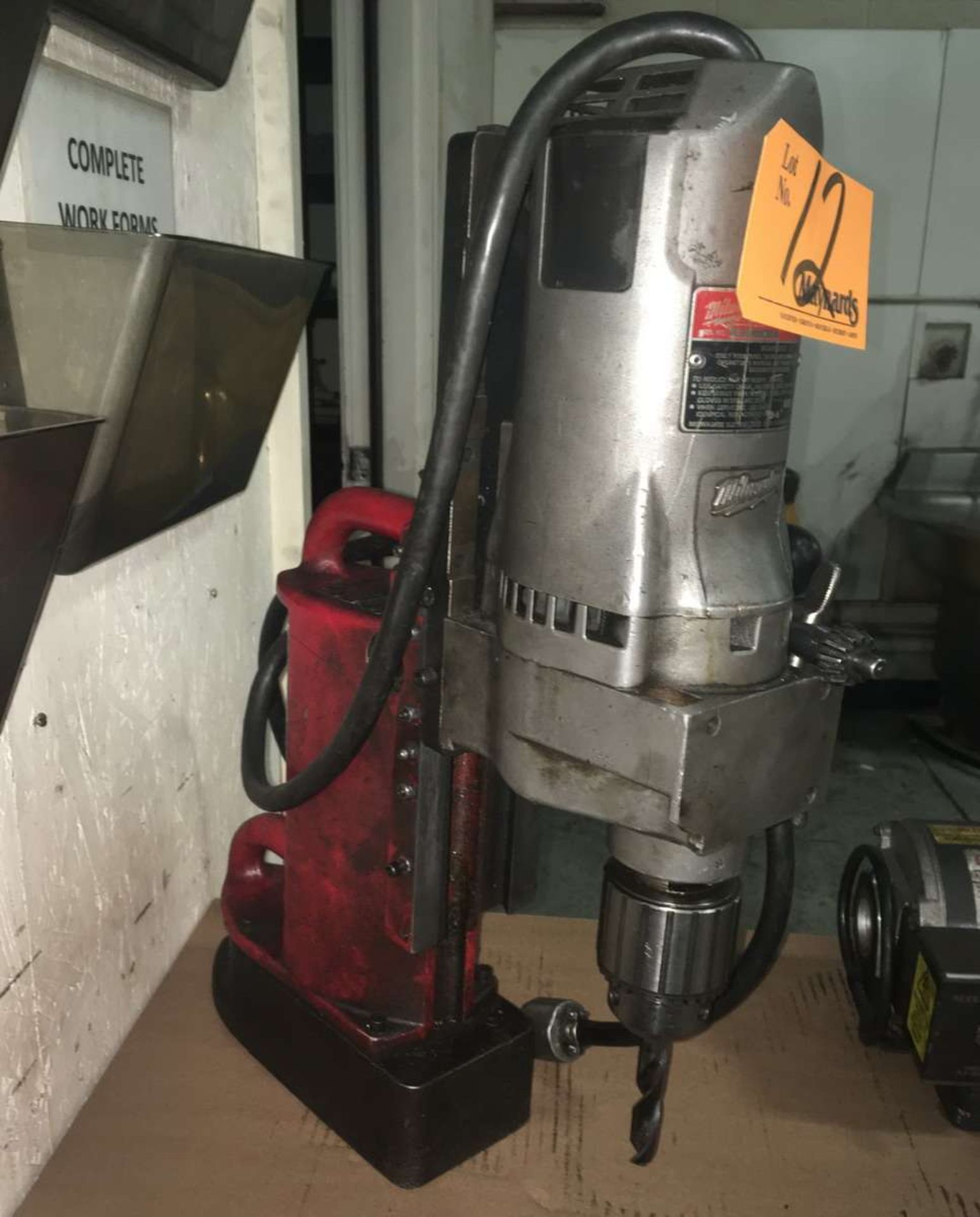 Milwaukee 3/4 Inch (19mm) Electric Magnetic Base Drill Press - Image 2 of 3