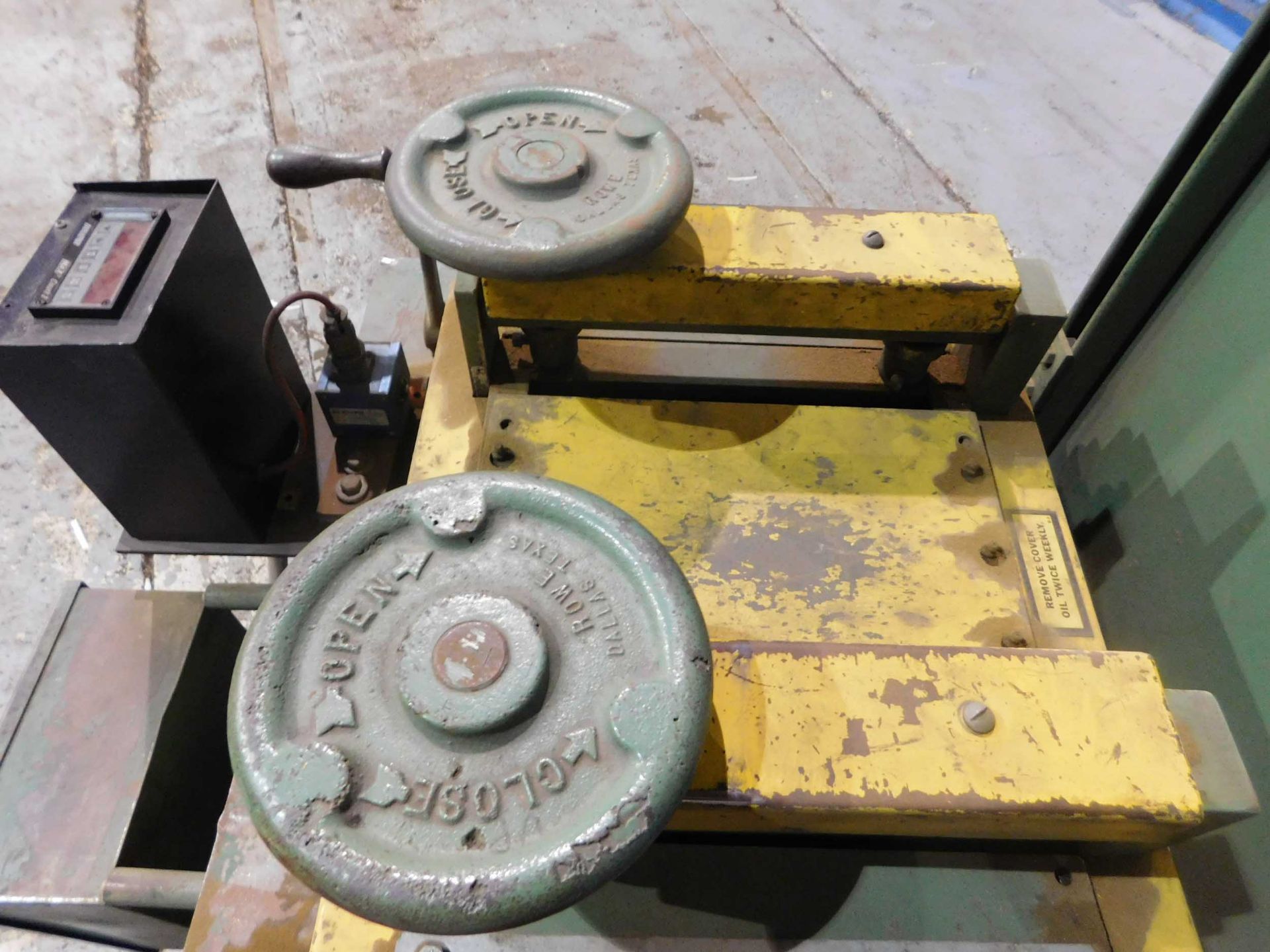 10" x 0.105" Rowe Straightener, Mdl: R-10, S/N: 23-421 , Located In: Painesville, OH - Image 9 of 11