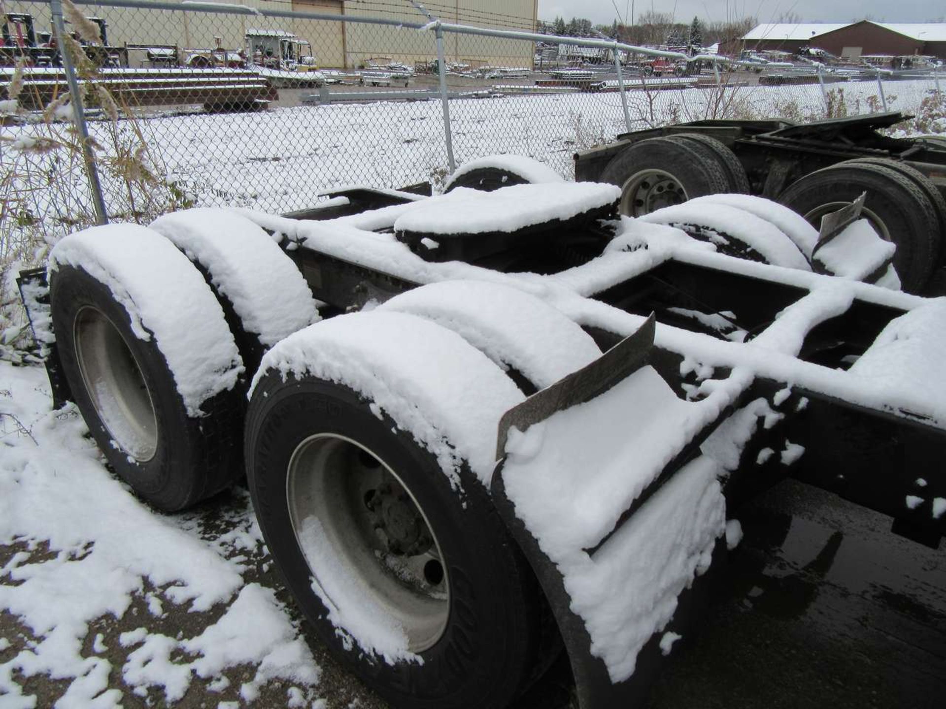 2006 Freightliner Columbia Sleeper Tractor - Image 4 of 9