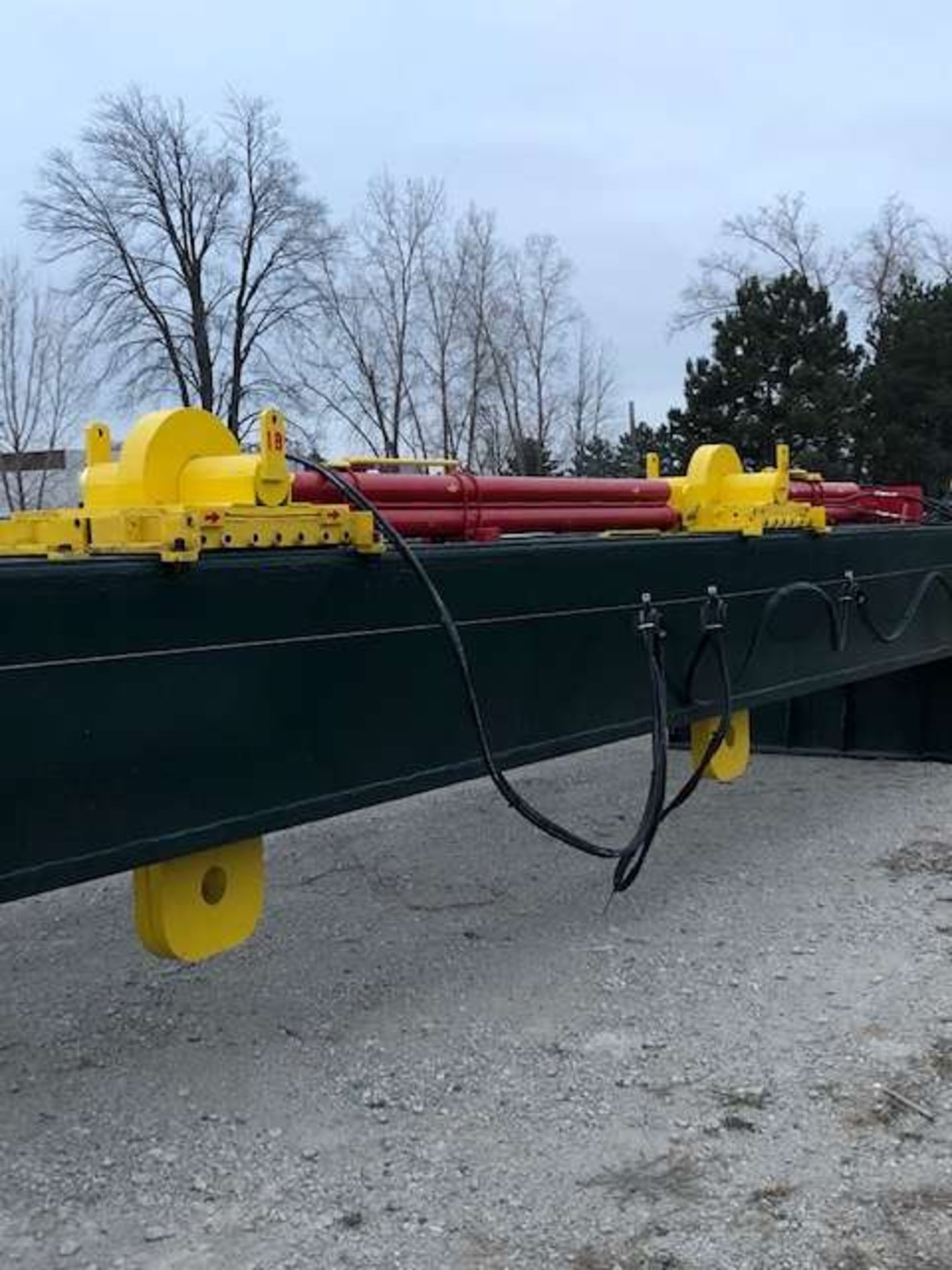 Header Lift System