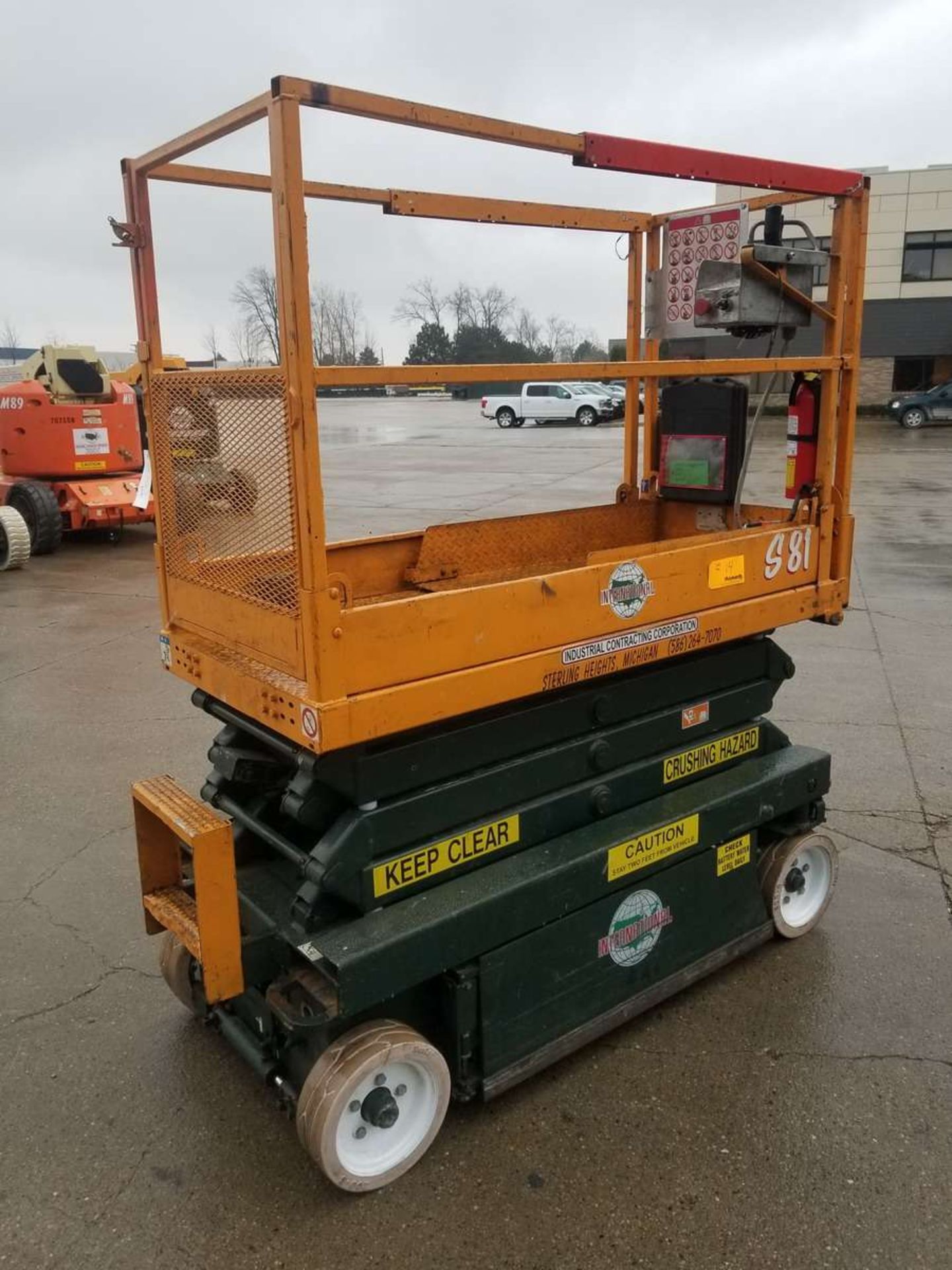 2005 SkyJack SJIII3219 Scissor Lift