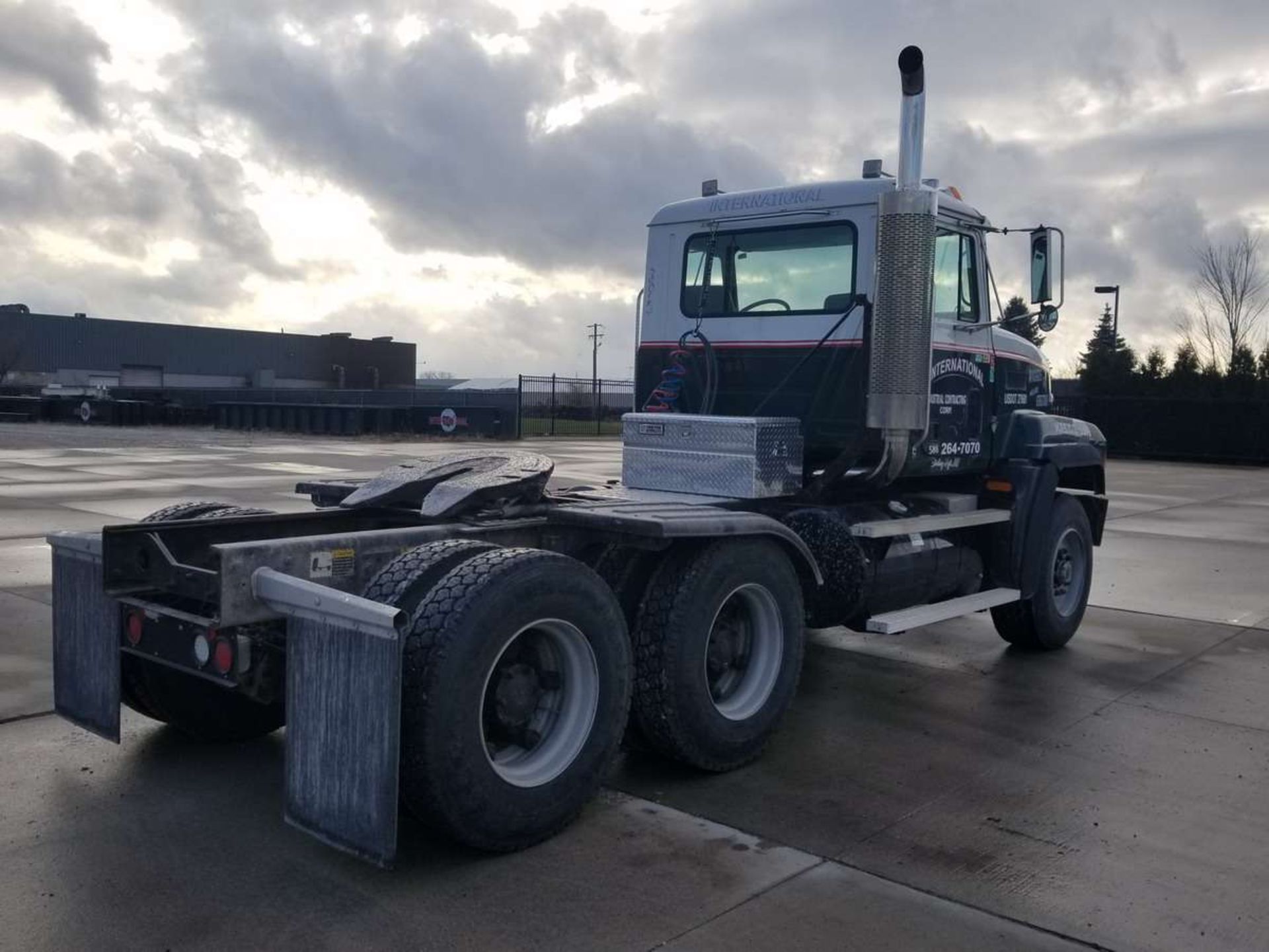 1994 Mack CL713 Semi-Truck - Image 4 of 18