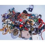 Costume jewellery, to include necklaces, pendants, bracelets, etc, (qty)