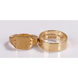 9 carat gold rings, to include a wedding band and a signet ring, total weight 4.3 grams