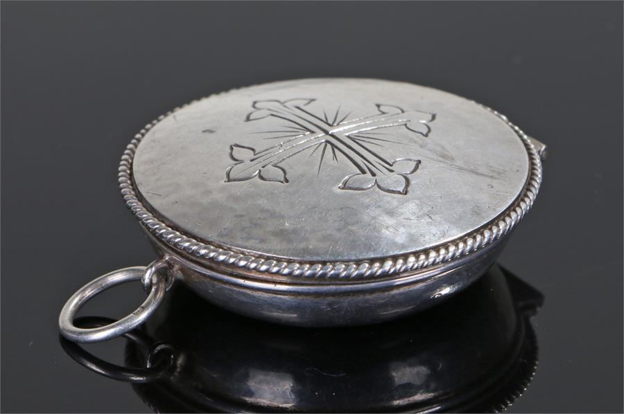 George V silver travelling Holy Communion Pyx Wafer Box, London 1914 maker F.M.C Frank Morton