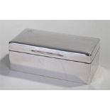 George VI silver cigar box, London 1939, maker Mappin & Webb, the rectangular box with W inscription