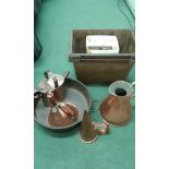 Mixed copper items to include a large jug, pan and watering can (qty)