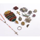 Mixed jewellery, to include brooches, pendants, purse, etc, (qty)