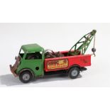 Tri-ang Minic clockwork tow truck, with a green cab and red back, Minic Motor Service Breakdown