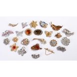 Collection of costume brooches, various deigns and styles, (qty)