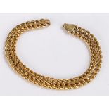 9 carat gold bracelet, 4.1 grams