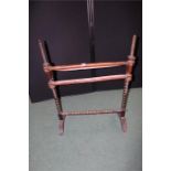 Victorian Screen stand