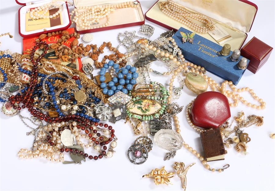 Costume jewellery, to include necklaces, chains, brooches, cased examples, (qty)