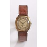 Accurist 9 carat gold cased gentleman's wristwatch, the signed dial with Arabic numerals and