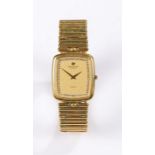 Raymond Weil gentleman's gold plated wristwatch, the signed gold coloured dial with clear paste