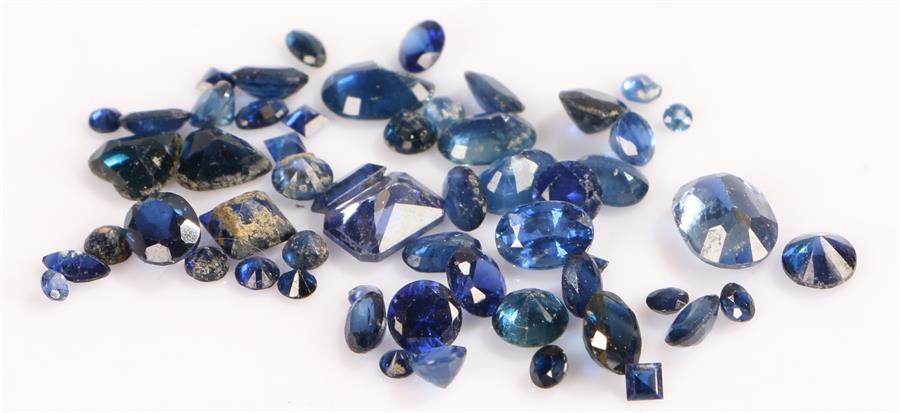 Loose gemstones, approximately 17.98 carat of loose sapphires, (qty)