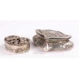 Edward VII Art Nouveau silver box, Chester 1903, maker Walker and Hall, the shaped lid and lower