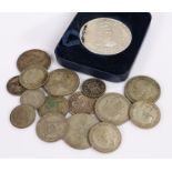 Coins, to include a silver Jubilee medal 1977, six Shillings, four Sixpence pieces and five One