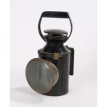 BR 3 aspect railway hand lamp, in black with the letters B.R. 29cm high