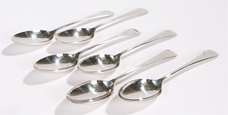 Set of six George V silver dessert spoons, Sheffield 1933, makers Mappin and Webb, 10.3oz