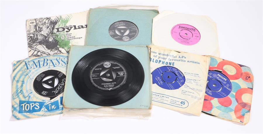 7 x 1950s/60s 7" singles. Elvis Presley - Heartbreak Hotel/All Shook Up RCA 1088. King Creole/