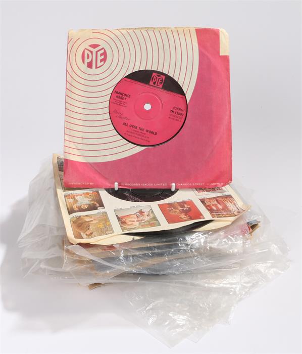 30 x Mixed 1960s 7" Singles & EPs to include The Beatles, Elvis, Brenda Lee, Lesley Gore, The